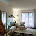 Castori 1 *